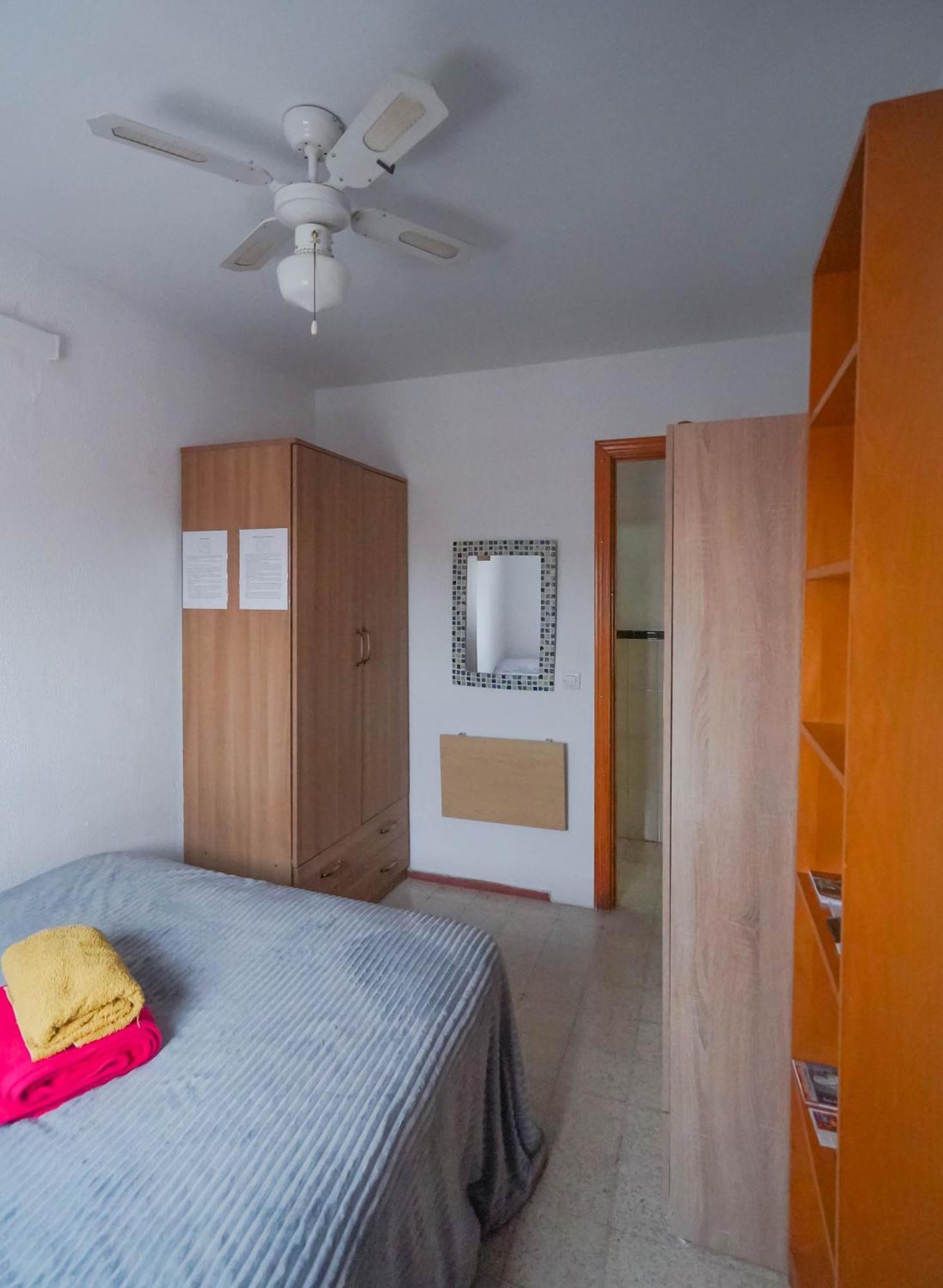 Habitaciones Privadas Con Cama Doble En Sevilla 外观 照片