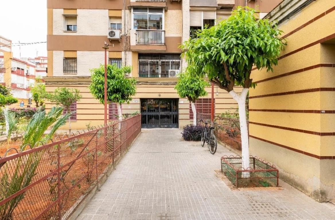 Habitaciones Privadas Con Cama Doble En Sevilla 外观 照片