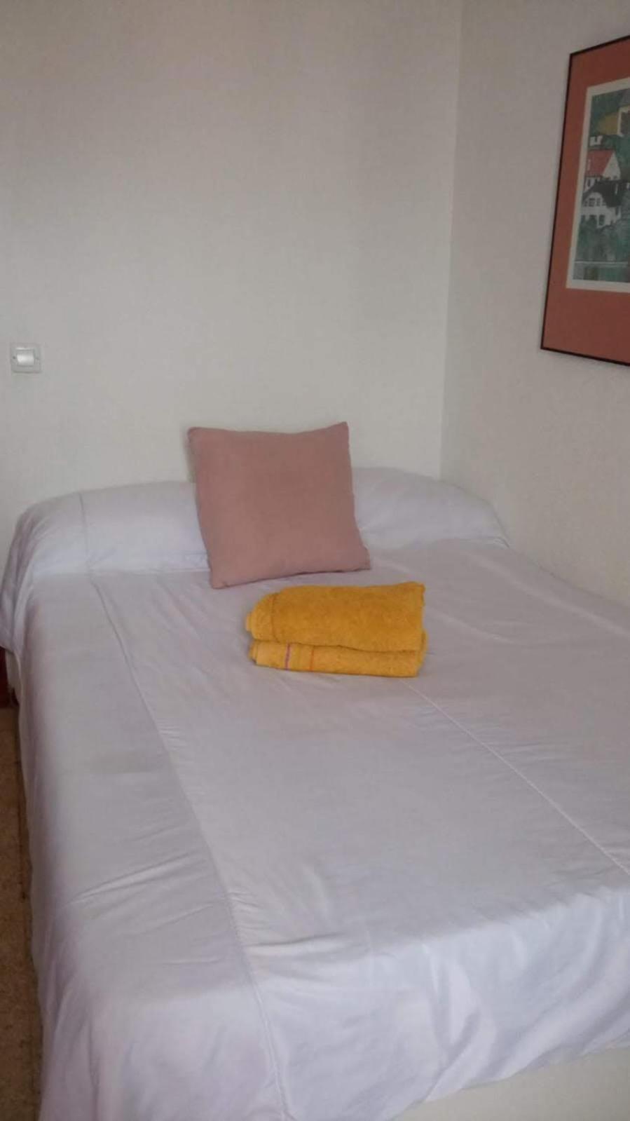 Habitaciones Privadas Con Cama Doble En Sevilla 外观 照片