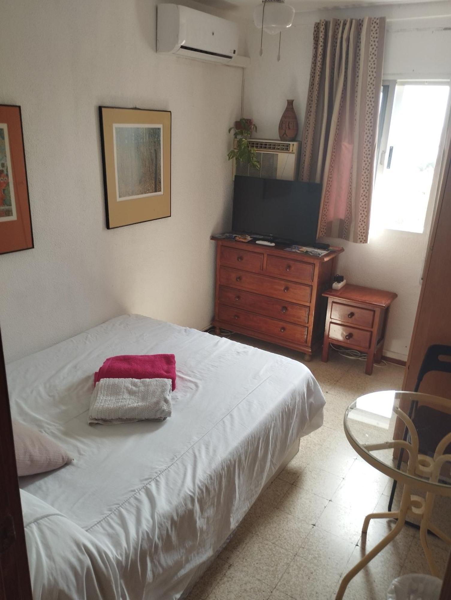 Habitaciones Privadas Con Cama Doble En Sevilla 外观 照片