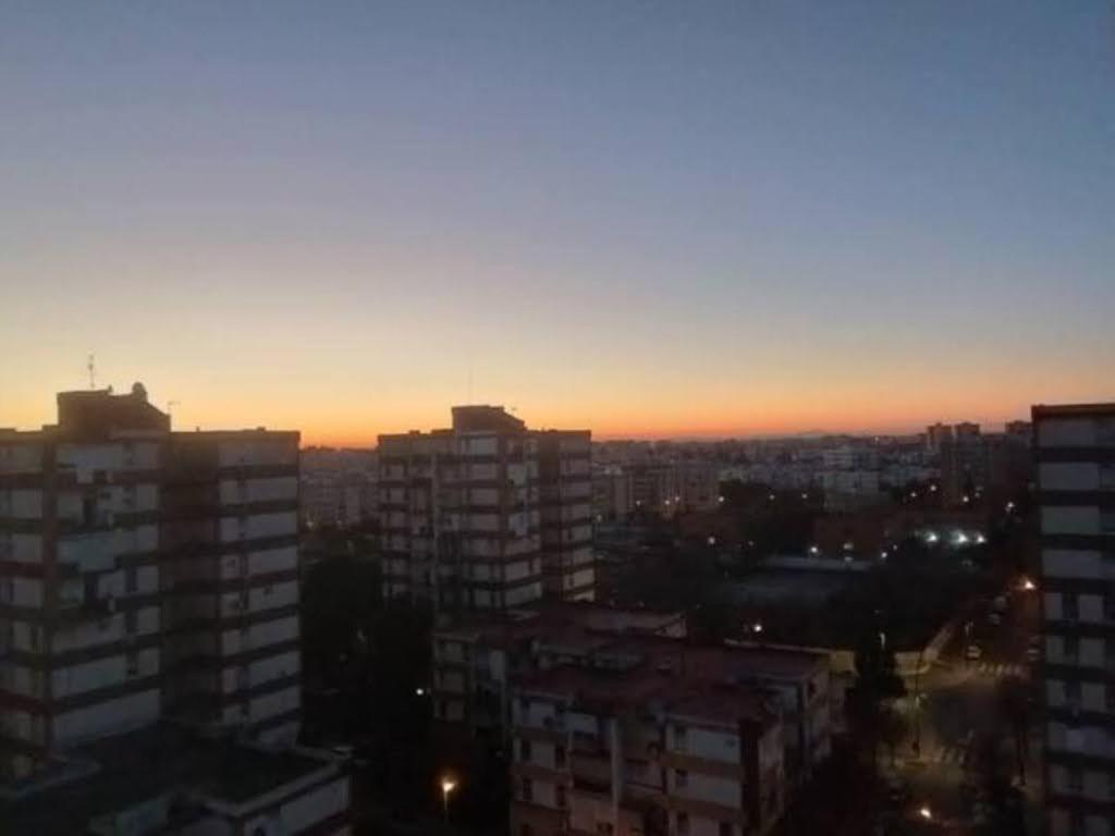 Habitaciones Privadas Con Cama Doble En Sevilla 外观 照片